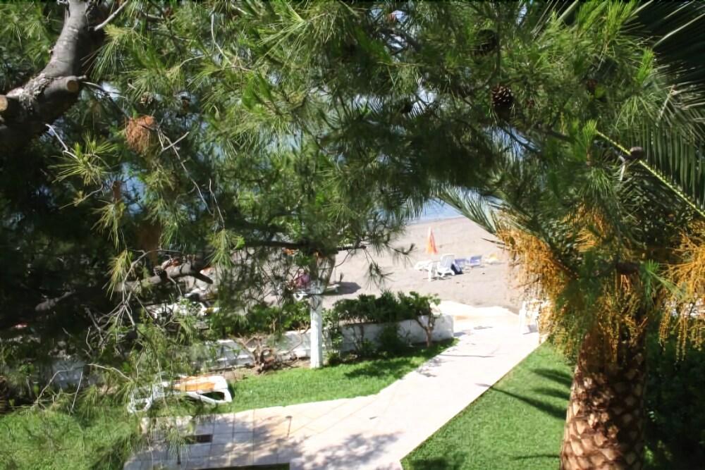 Posidonia Pension Амаринтос Экстерьер фото