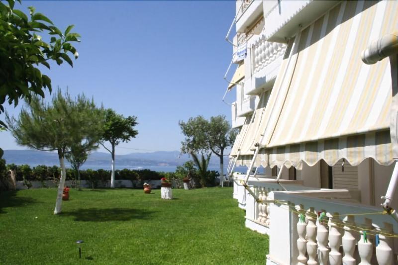 Posidonia Pension Амаринтос Экстерьер фото