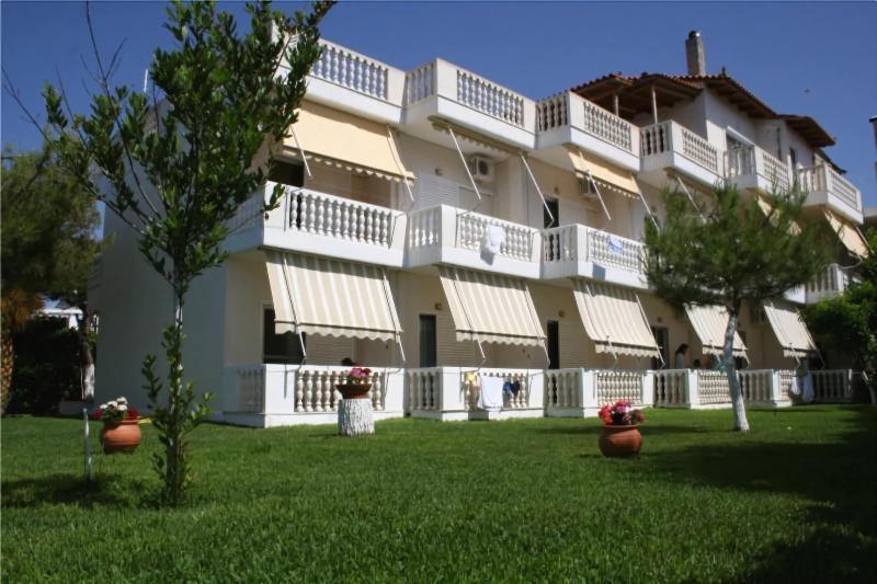 Posidonia Pension Амаринтос Экстерьер фото