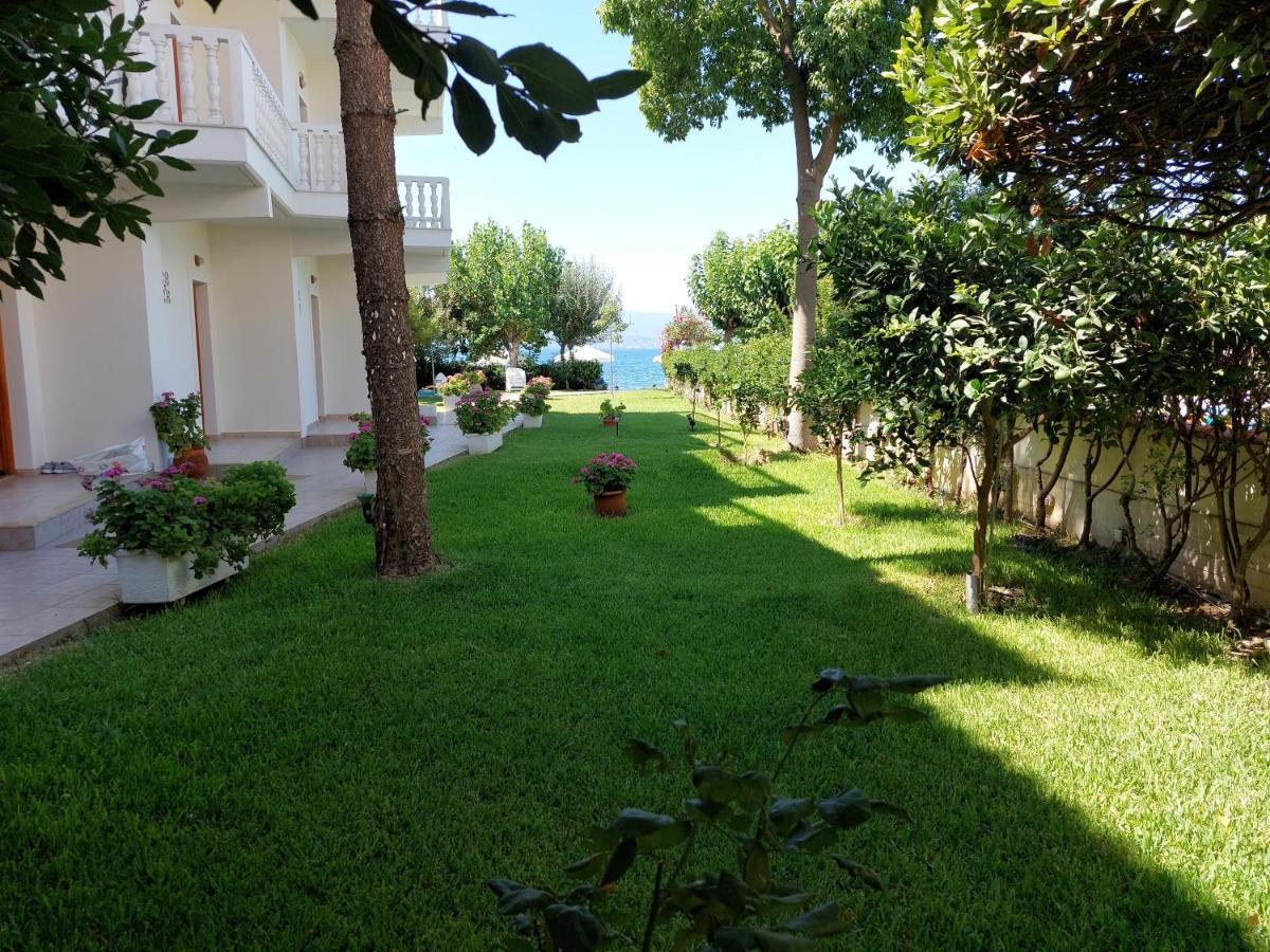 Posidonia Pension Амаринтос Экстерьер фото