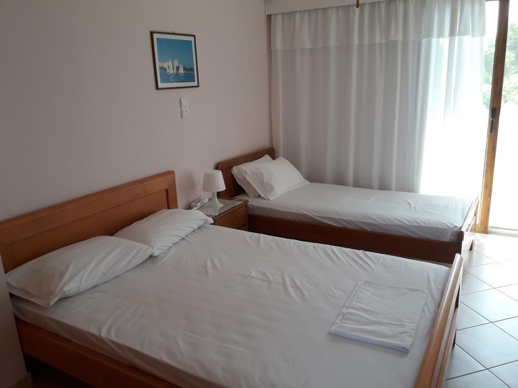 Posidonia Pension Амаринтос Экстерьер фото